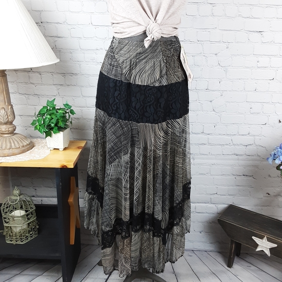 Lapis Dresses & Skirts - Lapis NWT boho style maxi skirt small